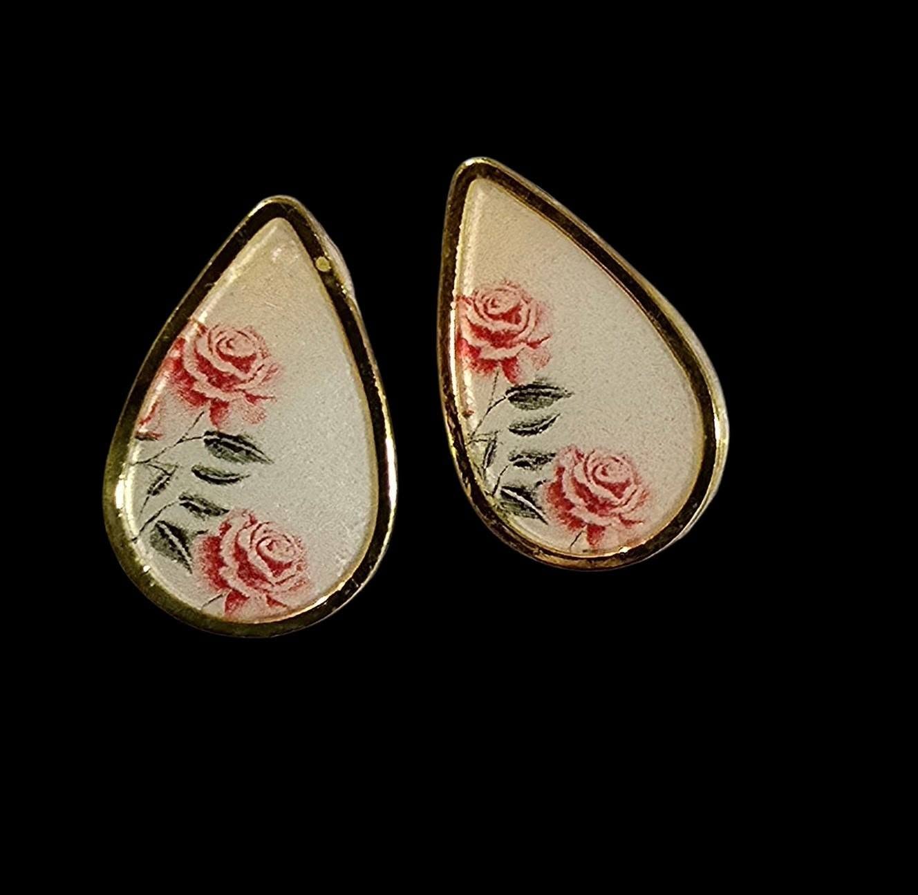 Earrings - studs: white with red flowers